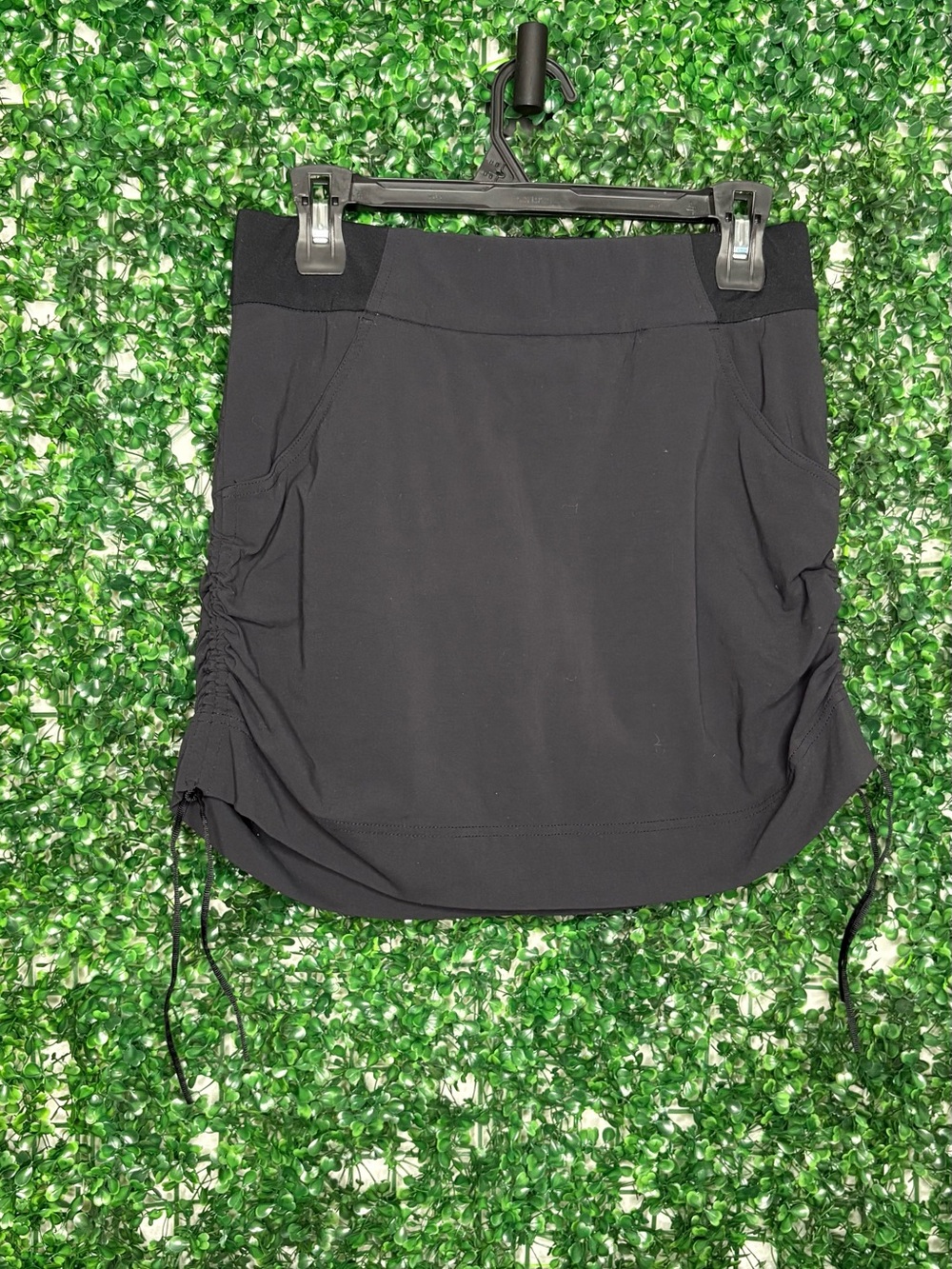 Columbia Black Athletic Skort with Side Drawstrings